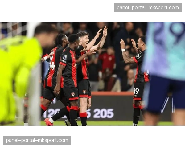 战报:伯恩茅斯0-0布伦特福德,升班马布伦特福德的密集防守让主队进攻无功而返。 战报:伯恩茅斯0-0布伦特福德,升班马布伦特福德的密集防守让主队进攻无功而返。